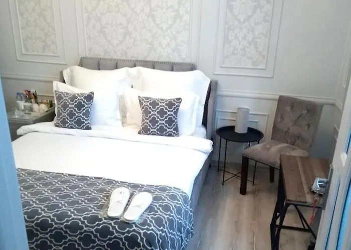 Double With Private Bathroom